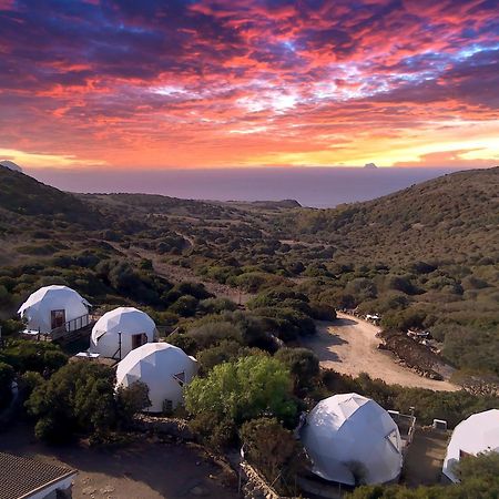 B&B Glamping Semaforo Capo Sperone SantʼAntìoco Dış mekan fotoğraf