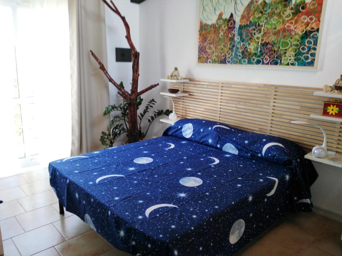 B&B Glamping Semaforo Capo Sperone SantʼAntìoco Dış mekan fotoğraf